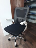 Кресло офисное вращающееся (ткань, спинка сетка, черное)