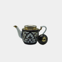 Узбекский чайник из фарфора с узорами хлопка ручной работы.