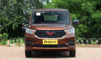 пассажирский автомобиль WULING -  NEW  Hongguang plus 5 местный