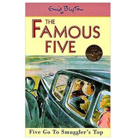 Enid Blyton: The Famous five. Five go to smuggler's top (used)