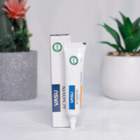 HUSNBUZARLARGA QARSHI UVA ACNOVIN KREMI 15ГР-ASAXIY UZ
