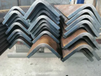 Ugolok ravnopolochniy 40x40x4