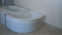 Ассиметричная ванна акриловая 80/100