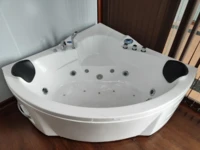 Гидромассажное джакузи ванна с 2мя моторами 135х135