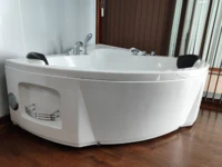 Гидромассажная джакузи ванна с 1 мотором 150х150